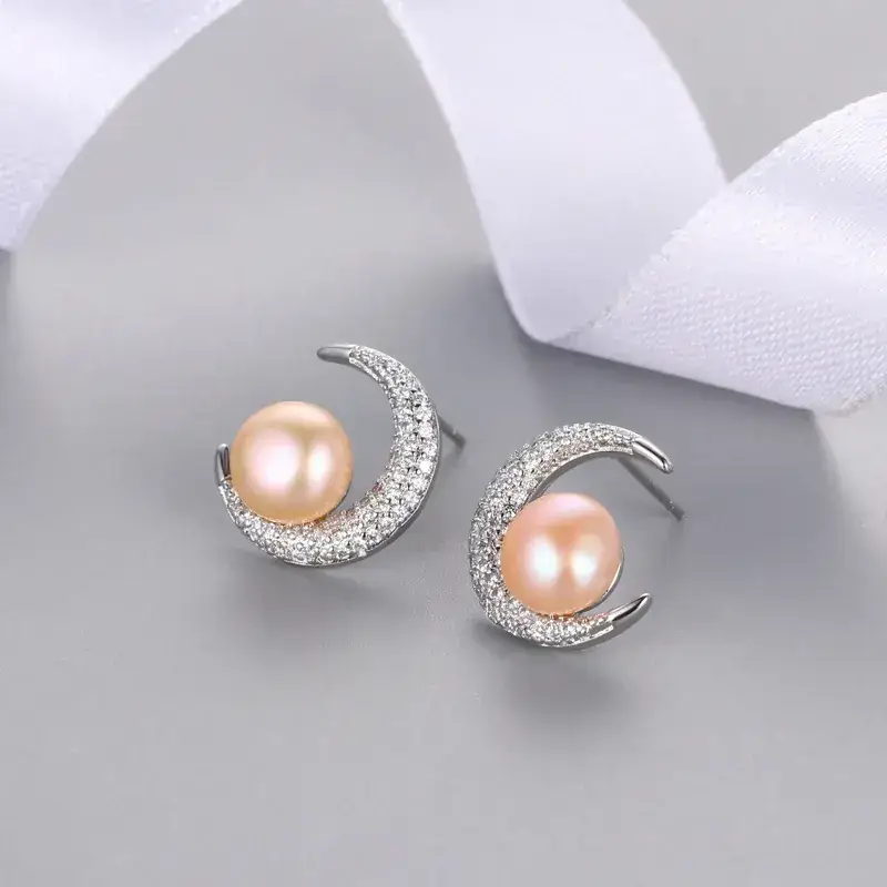 Japanese Moon Pearl Earrings for Women Wholesale - Image 3