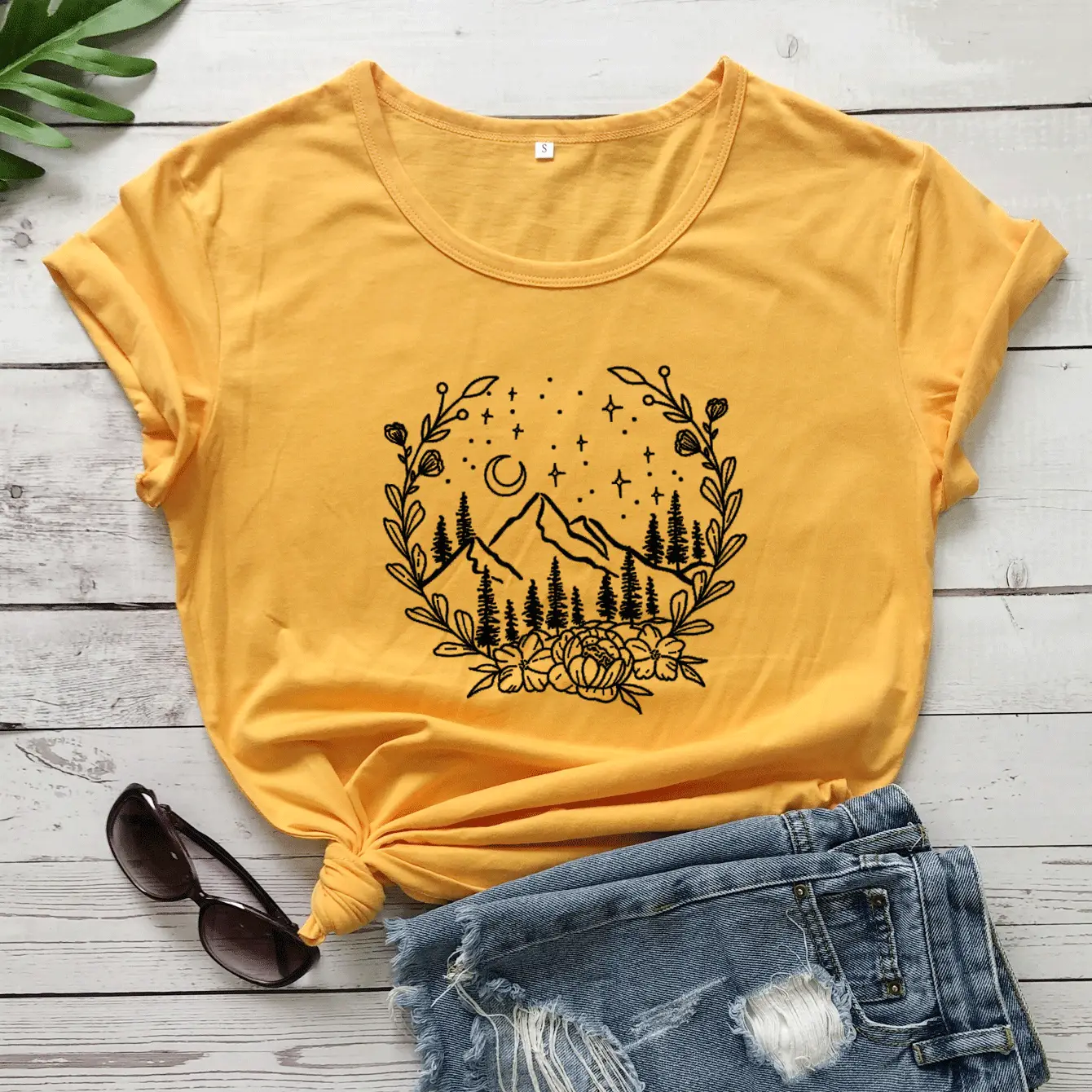 Women Gray Mountain Graphic T-Shirt with Floral Design - Image 5