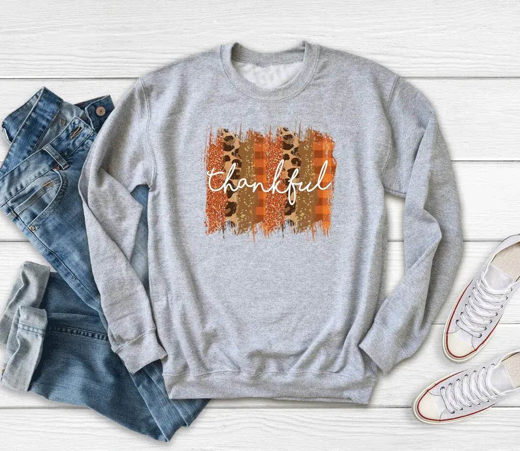 Black Printed Sweatshirt with "Thankful" Design - Image 3