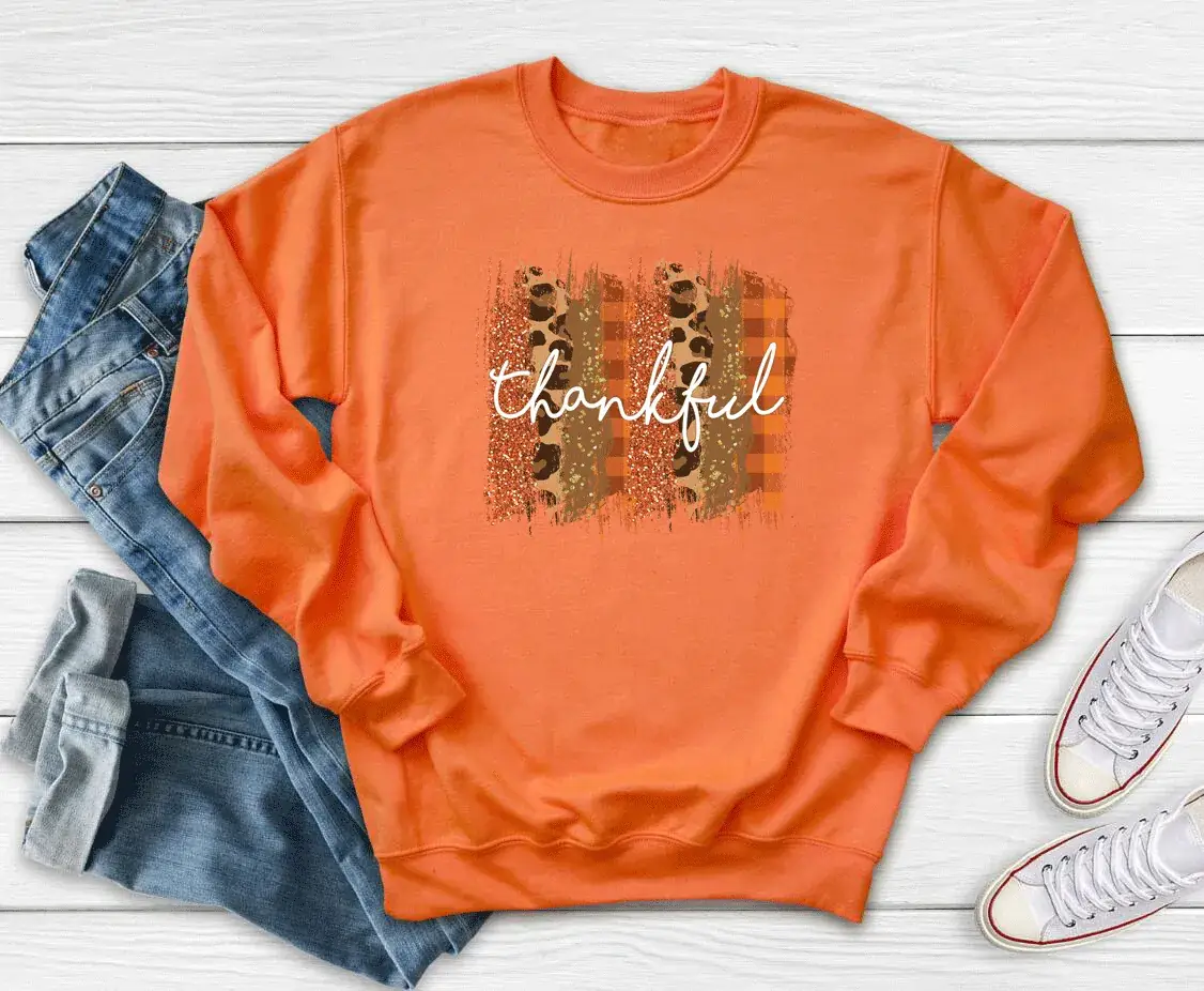 Black Printed Sweatshirt with "Thankful" Design - Image 6