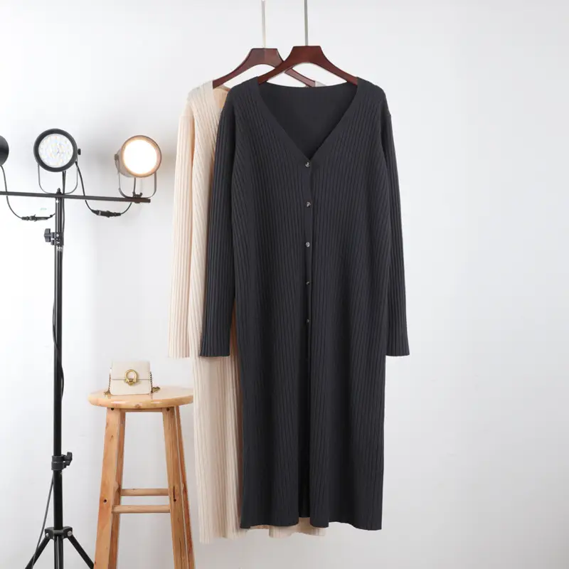 Large Size Women's Knitted V-Neck Inner Skirt Dress - Image 6