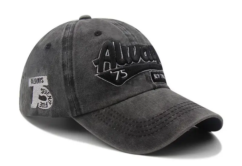 Red Men's Baseball Cap Retro Peaked Cap Sun Proof