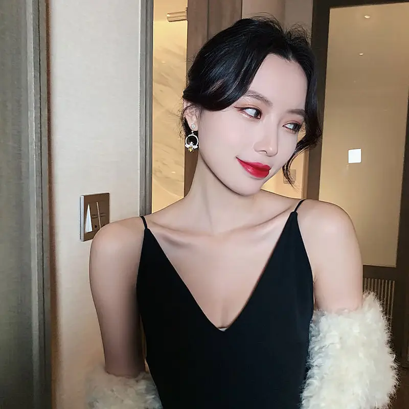 Korean Style Sweet Bee Earrings with Yellow Diamonds