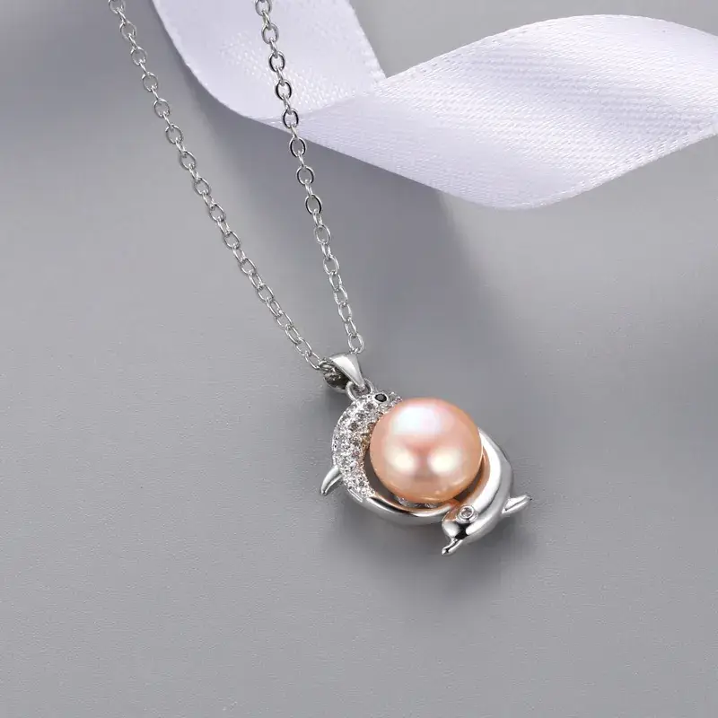 Japanese Korean Dolphin Pearl Necklace Gold Plated - Image 5