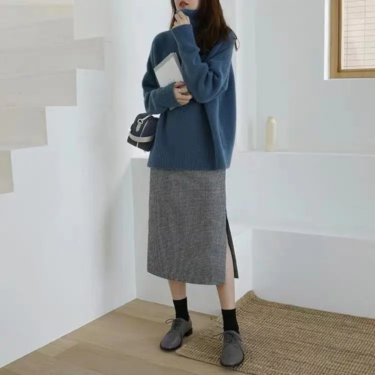 Heavy Turtleneck Sweater Women Red Loose Knit Large — feature 10