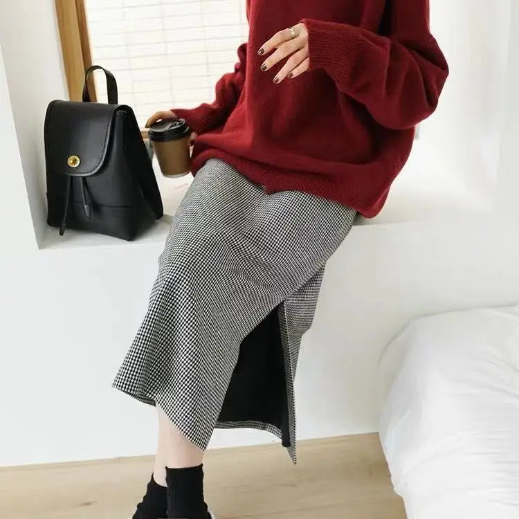Heavy Turtleneck Sweater Women Red Loose Knit Large — feature 12
