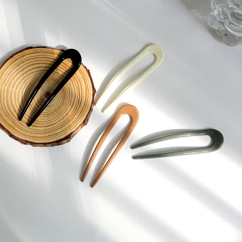 Modern U-Shaped Hairpin for All Hair Types - Image 9