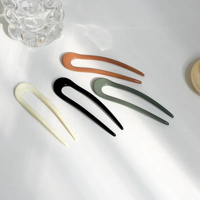 Modern U-Shaped Hairpin for All Hair Types - Image 10