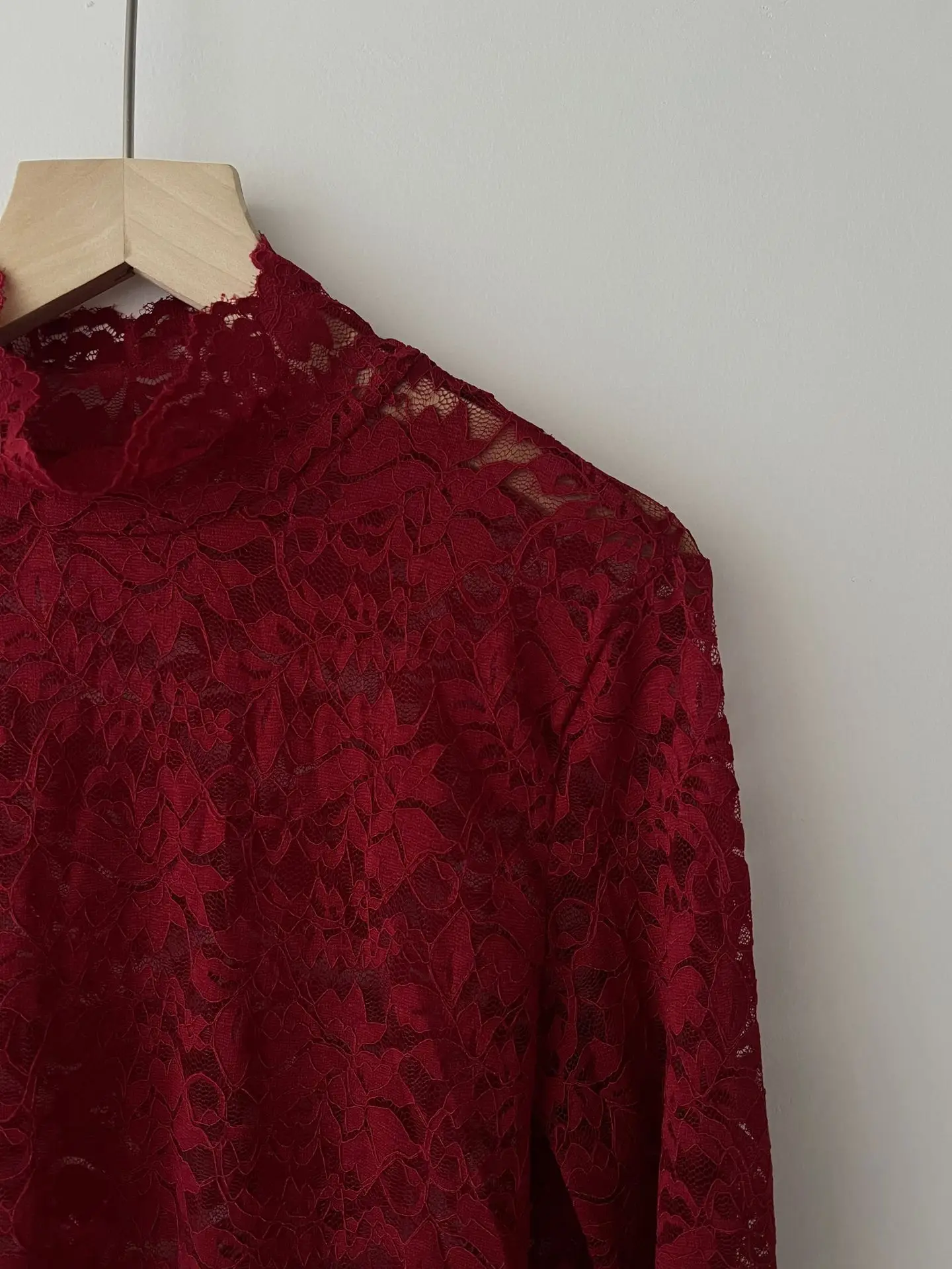 Lace Long Sleeve Turtleneck Top for Women — feature 5