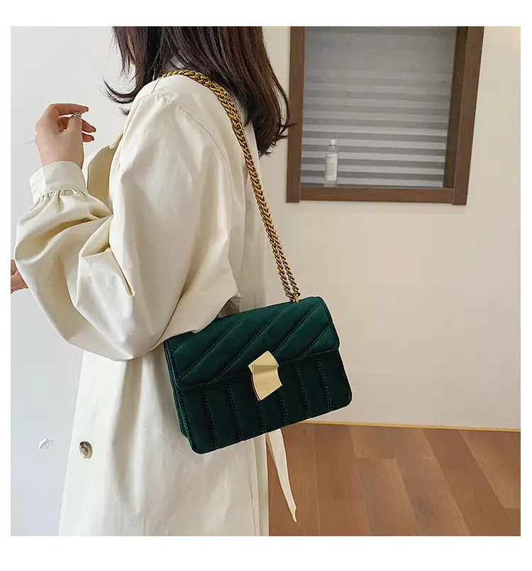 Women Velvet Crossbody Bag Red Metal Chain 2026 - Image 2
