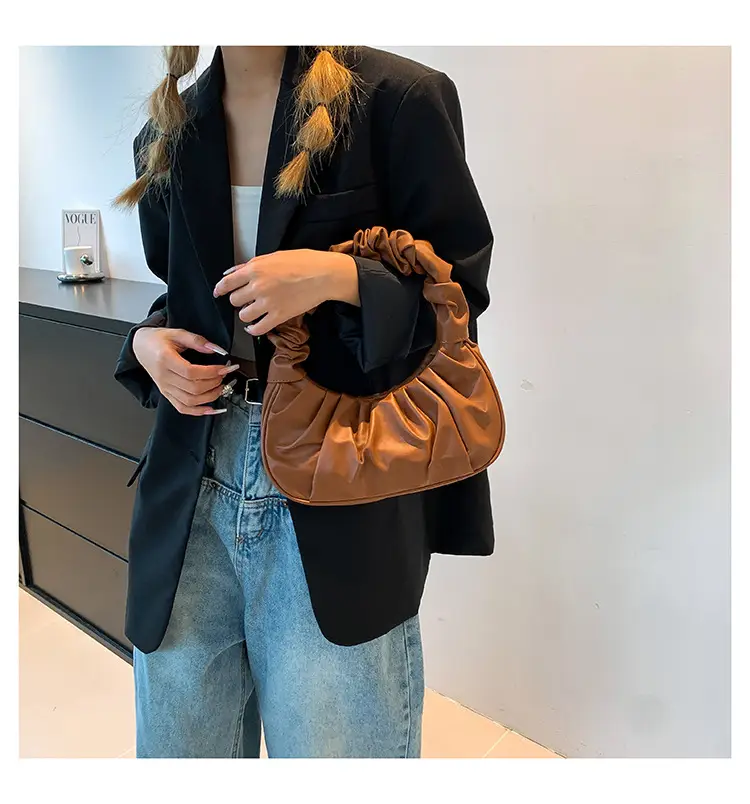 Gold Pleated Women's Shoulder Bag 2020 — feature 14