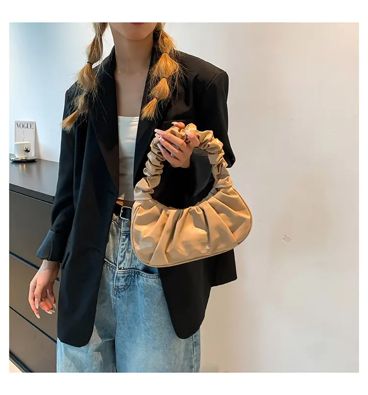 Gold Pleated Women's Shoulder Bag 2020 — feature 15