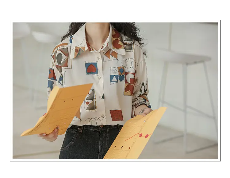 Women Retro Printed Loose Long Sleeve Shirt 2022 — feature 11