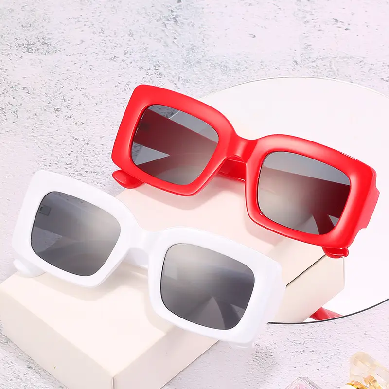 Women's Square Black UV400 Sunglasses