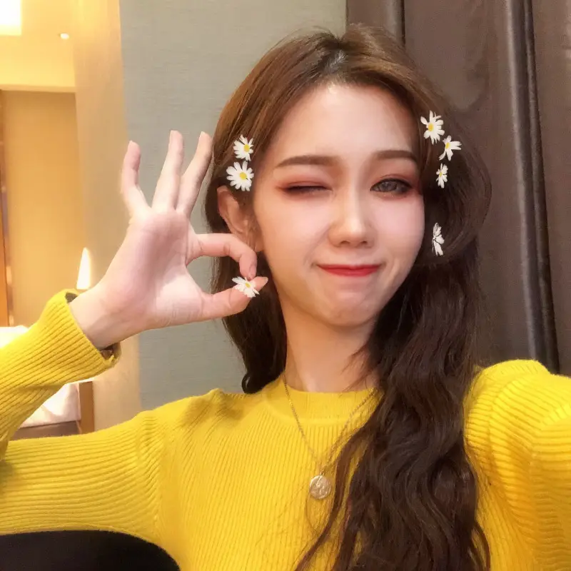 Women's 2025 Knitted Sweater Yellow Long Sleeve — feature 29