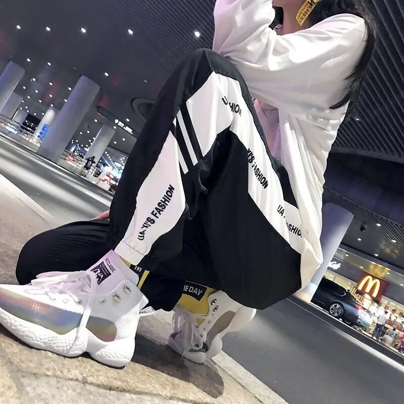 2019 Korean Style Women's Black Sports Pants Large Cropped - Image 6