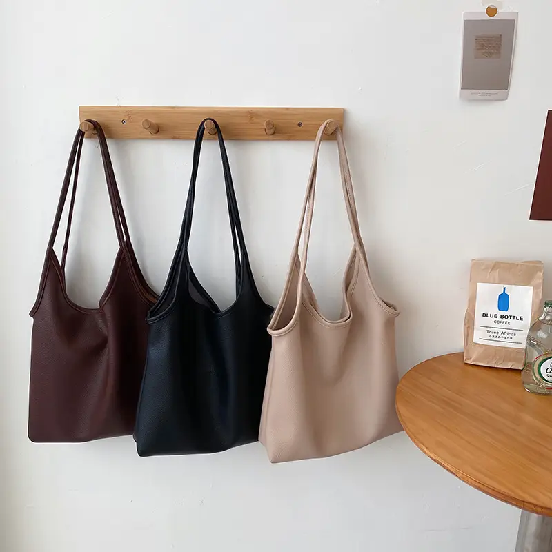 2026 Korean Style Literary Shoulder Bag Large Capacity Soft Leather - Image 4