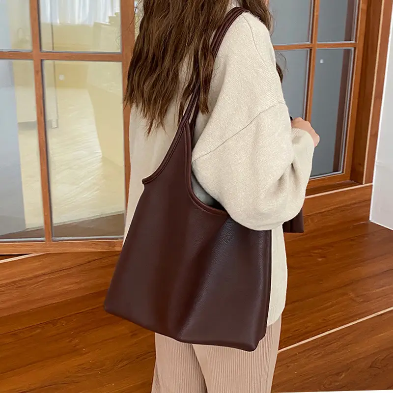 2026 Korean Style Literary Shoulder Bag Large Capacity Soft Leather - Image 8