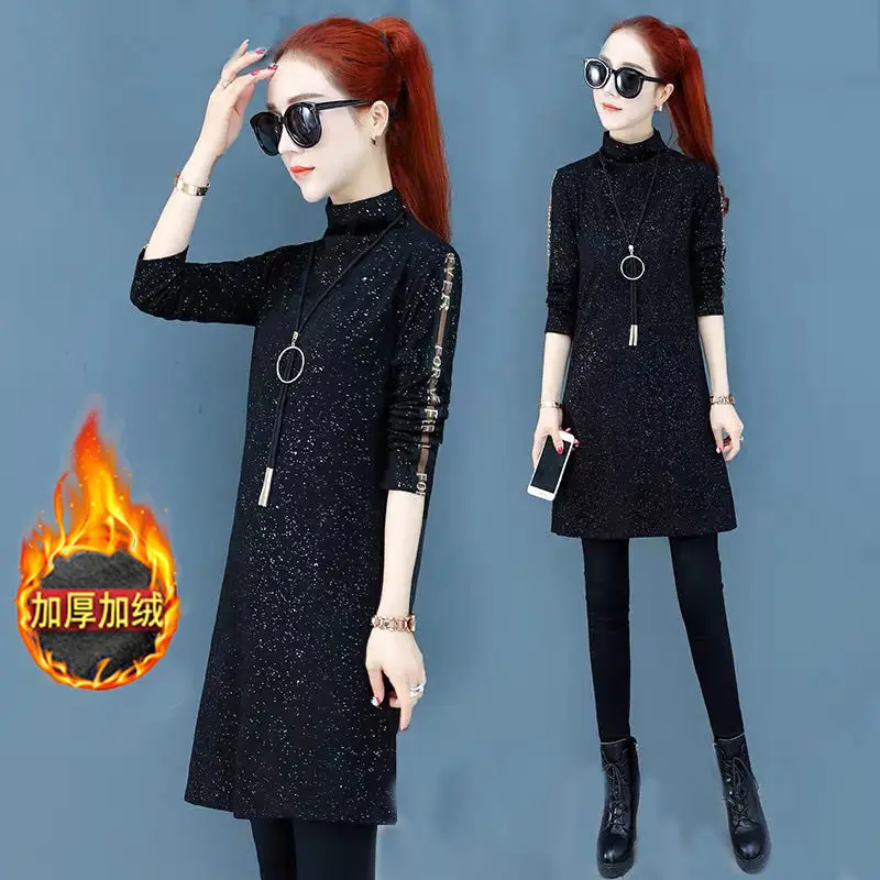Women Black Sequin Slim Fit T-shirt with Half Collar - Image 4