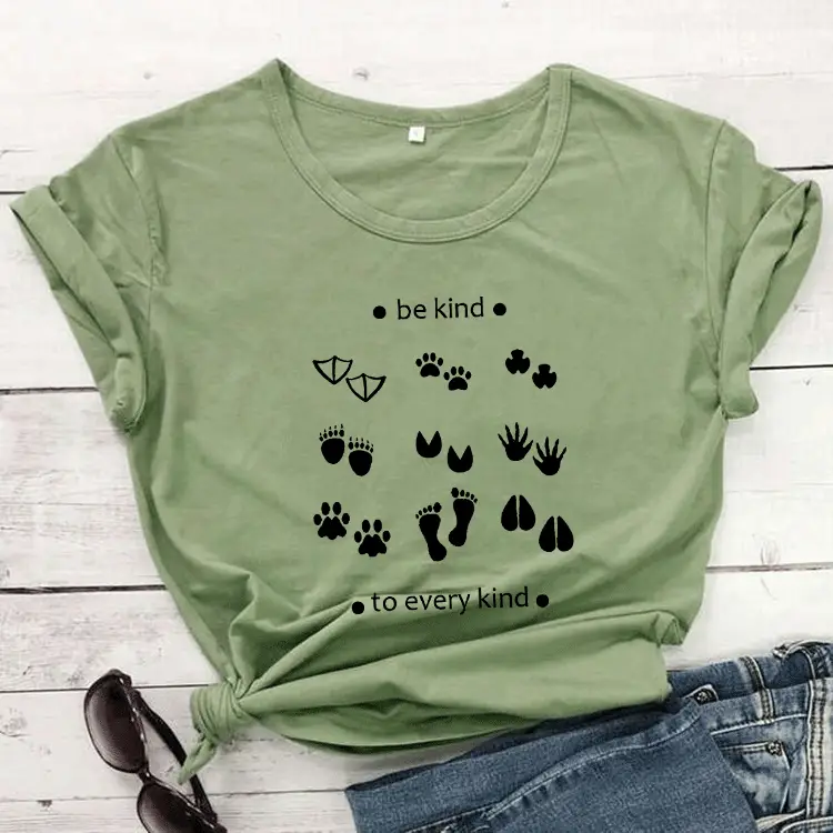Be Kind T-Shirt for Kids with Paw Print Design - Image 4