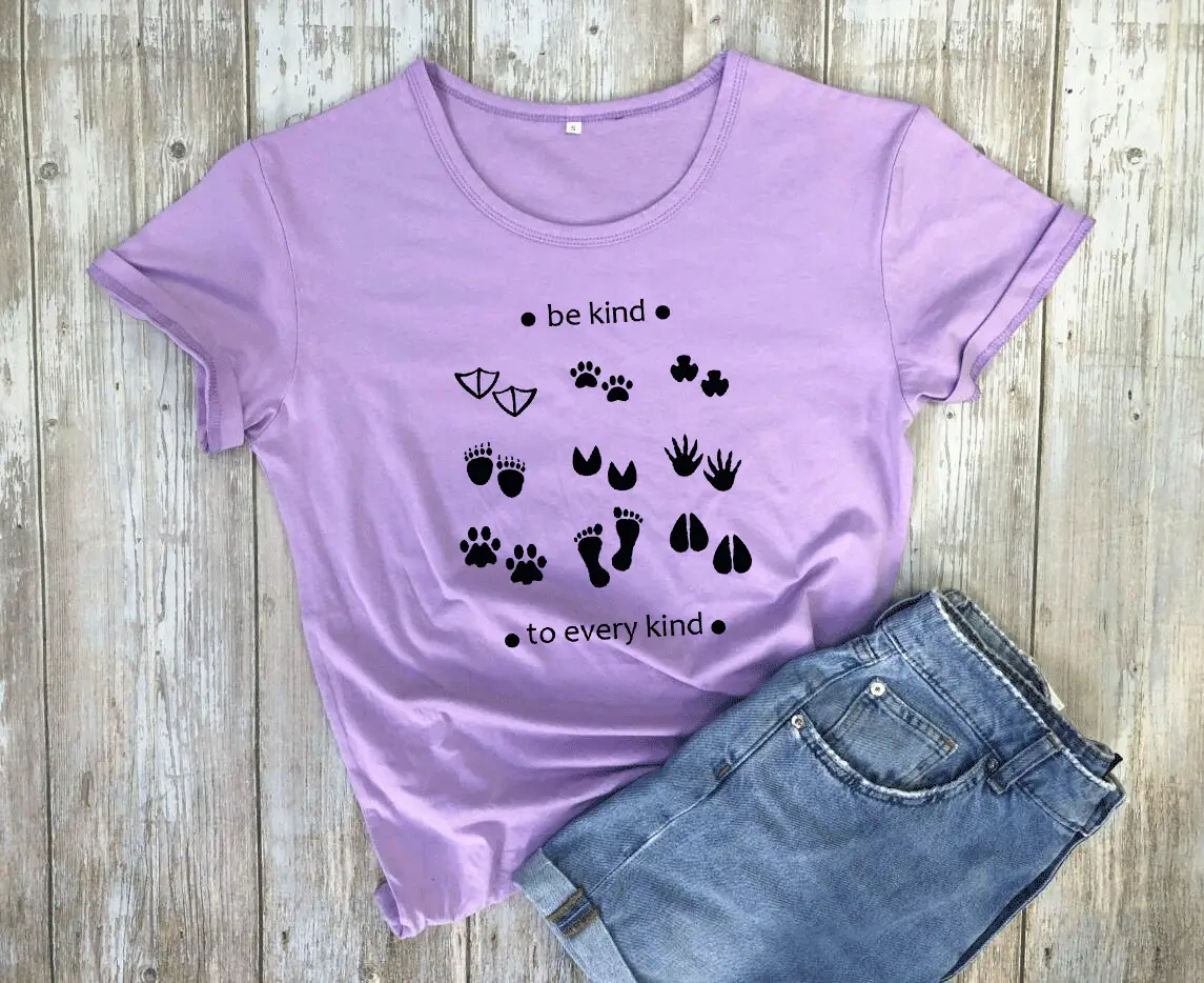 Be Kind T-Shirt for Kids with Paw Print Design - Image 8