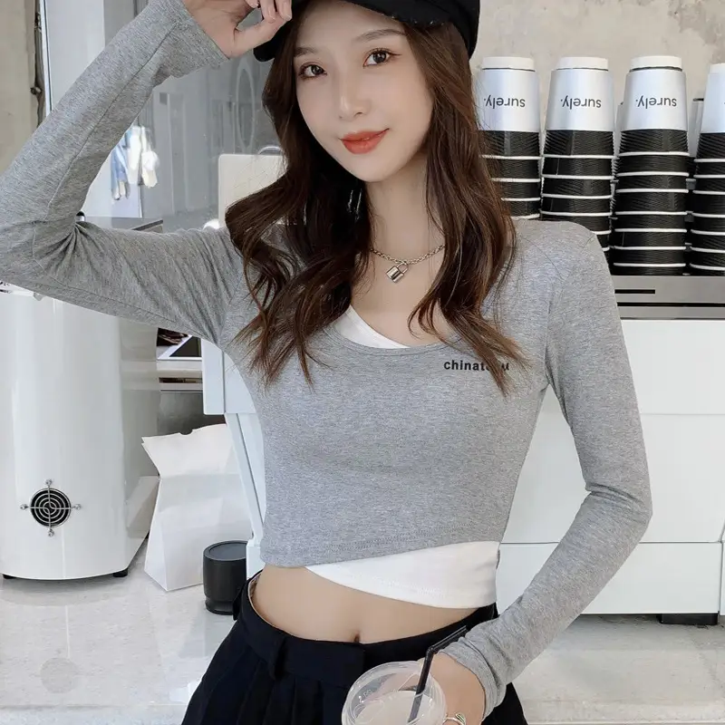 Women's Grey Long Sleeve Crop Top Set with Grey Pants - Image 3