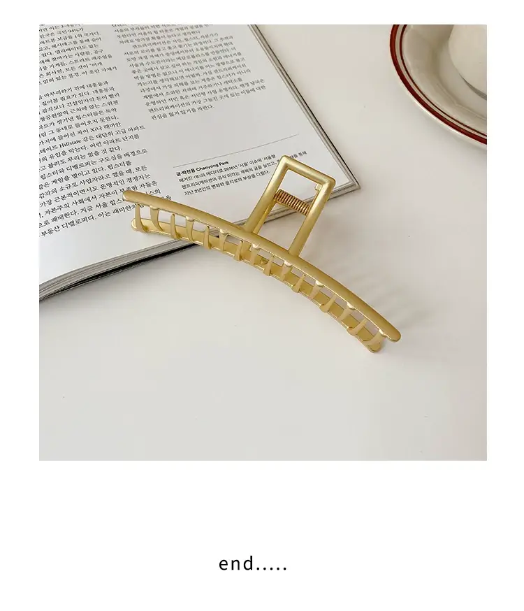 Gold Korean Ins Shark Hair Clip Large Size — feature 13