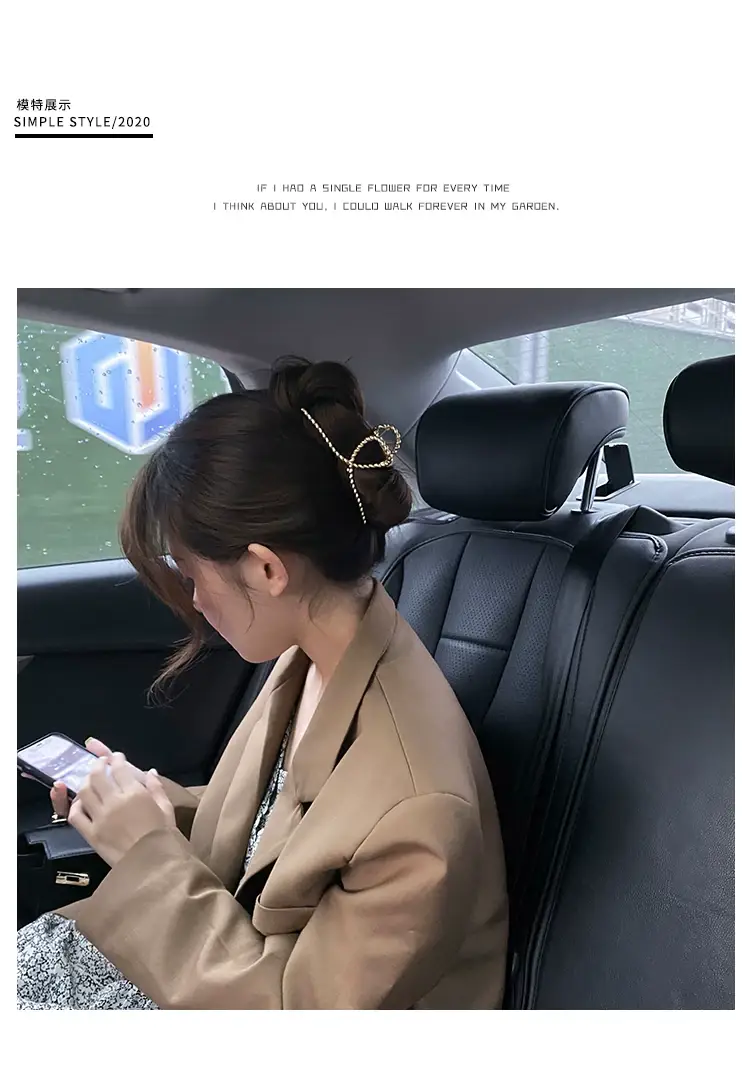 Gold Korean Ins Shark Hair Clip Large Size — feature 5