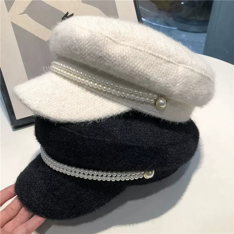 British Style Pearl Plush Military Hat for Women Black White — feature 1