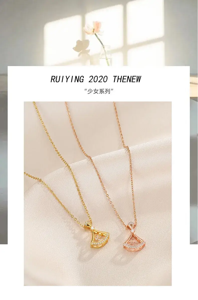 Gold Flower Pendant Necklace for Women — feature 1