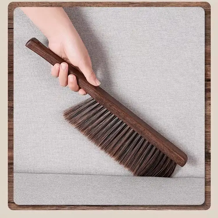 Wooden Bed Sweeper for Car Seat Cleaning - Image 5