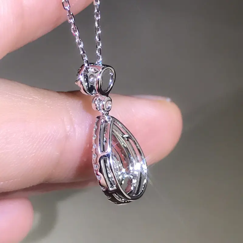 Korean Drop Shaped Zircon Necklace for Women - Image 4