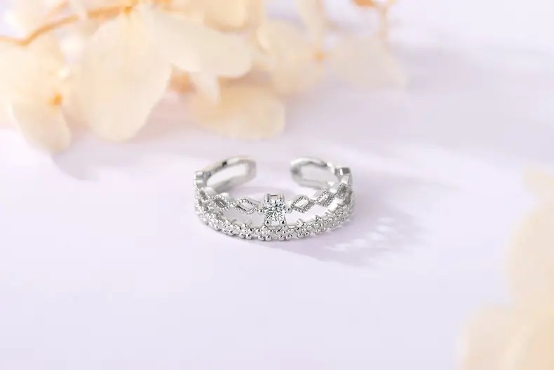 Korean Style Single Diamond Lace Ring for Women — feature 5