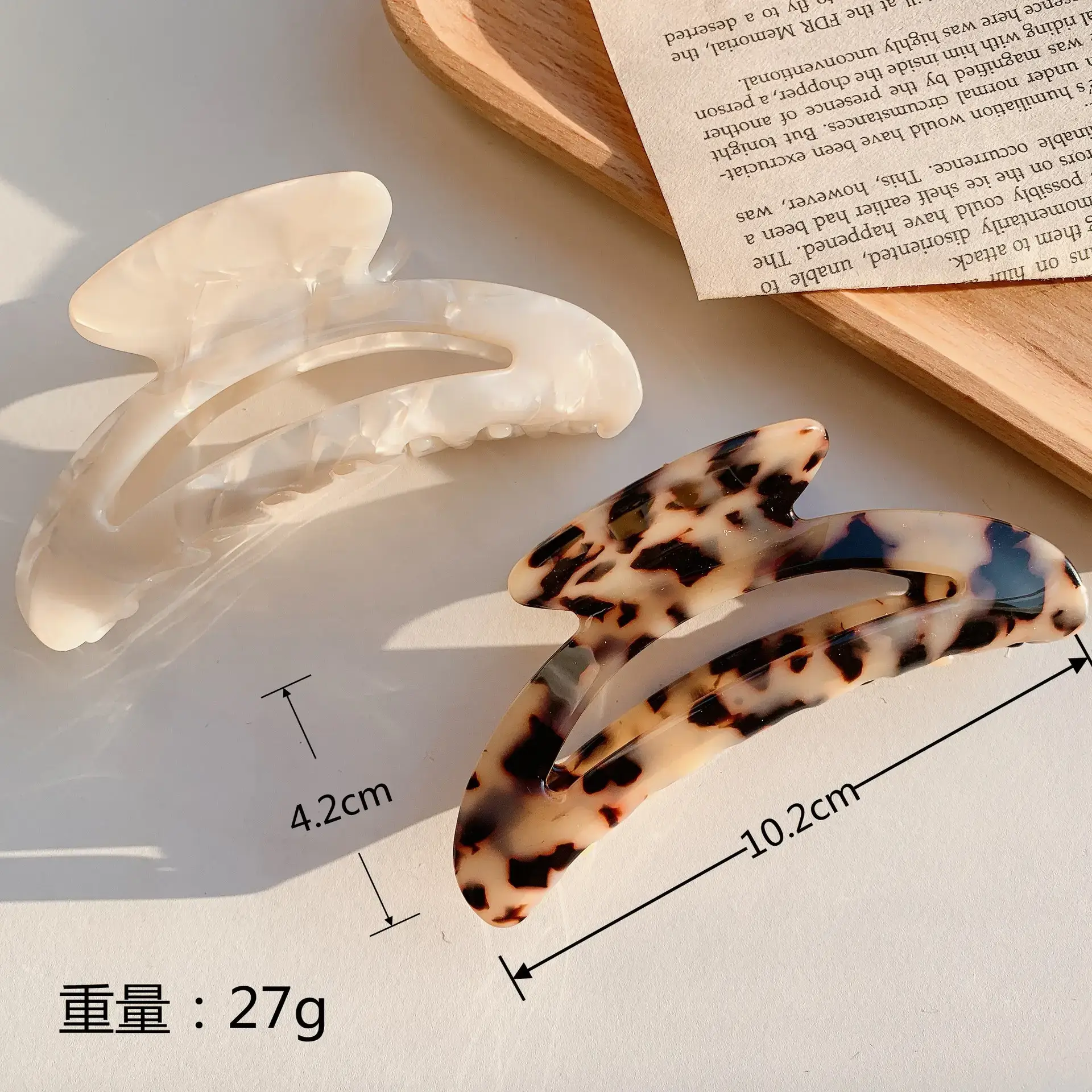 Korean Grab Clip French Retro Mixed Color Moon Hollow - Image 8