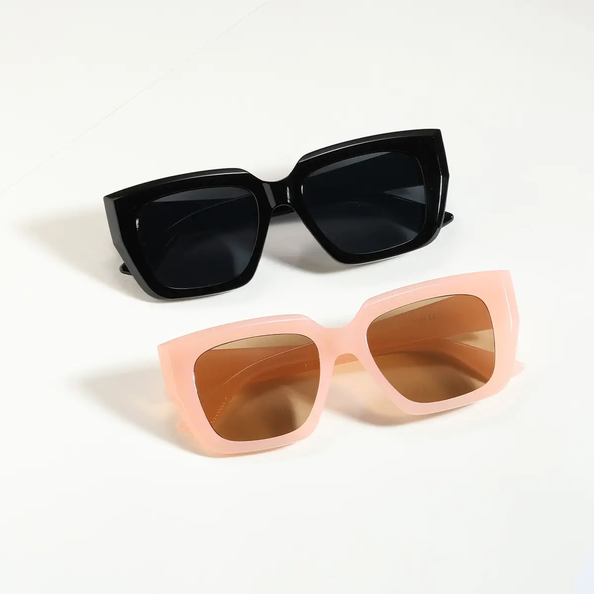 Square Sunglasses for Women with Sunshade & New Adult Design - Image 2