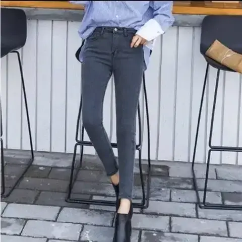 Women's Black Velvet Slimming Jeans Autumn Winter 2020 - Image 25