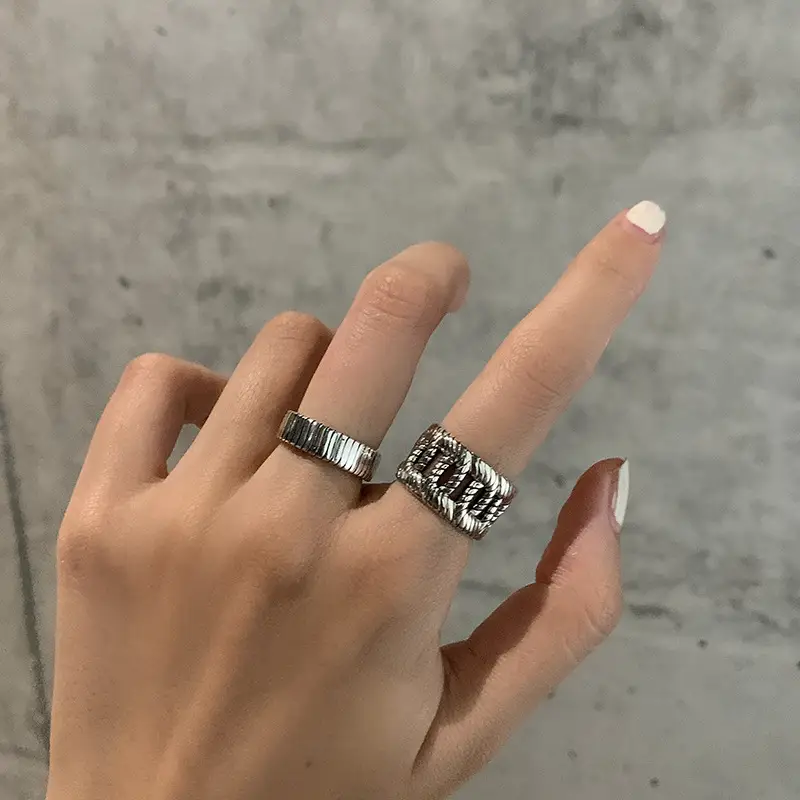 925 Sterling Silver Wide Woven Ring with Vertical Stripe & Twist Design - Image 4