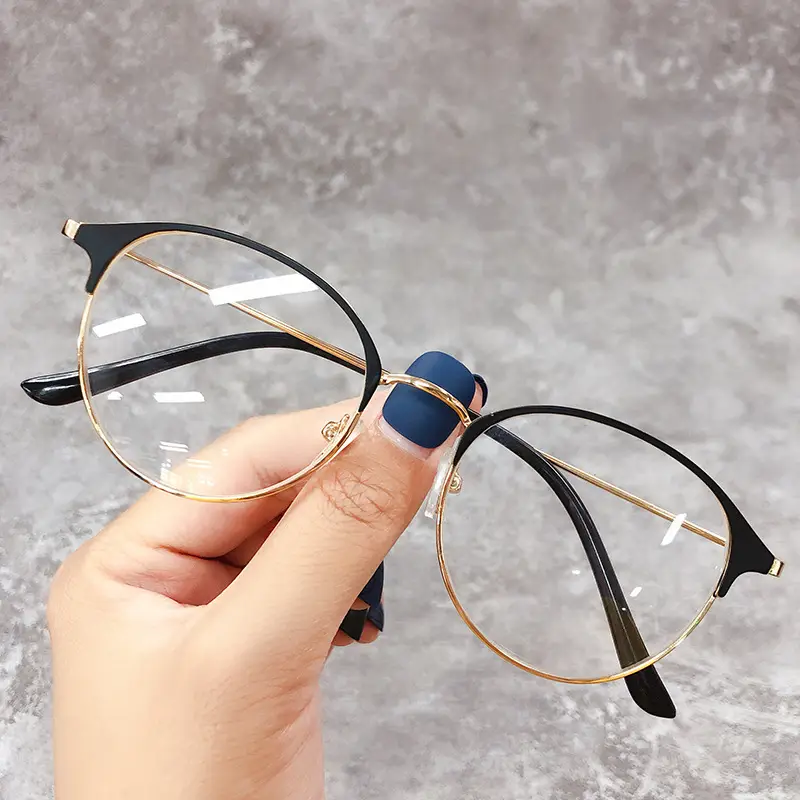 Women's Retro Metal Frame Round Glasses Black
