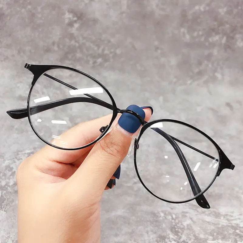 Women's Retro Metal Frame Round Glasses Black