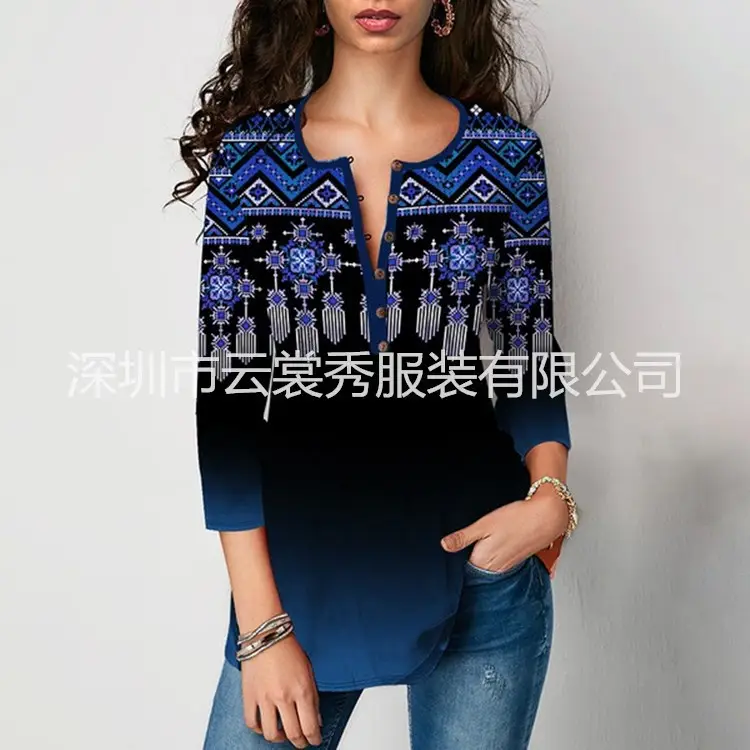 Women Printed V-neck T-shirt Maroon Gradient - Image 3
