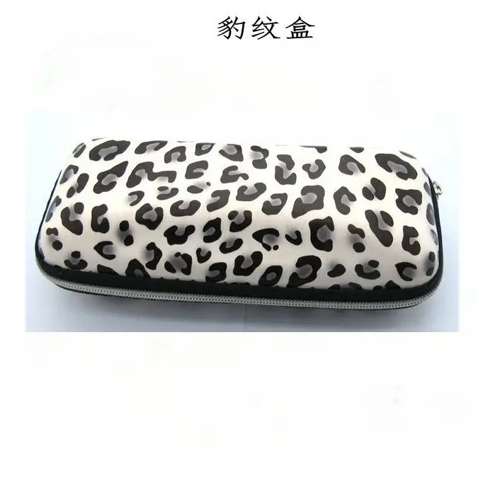 Black Croc Texture Glasses Case with Cleaning Cloth - Image 3
