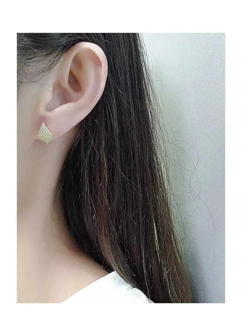 伊_02.jpg