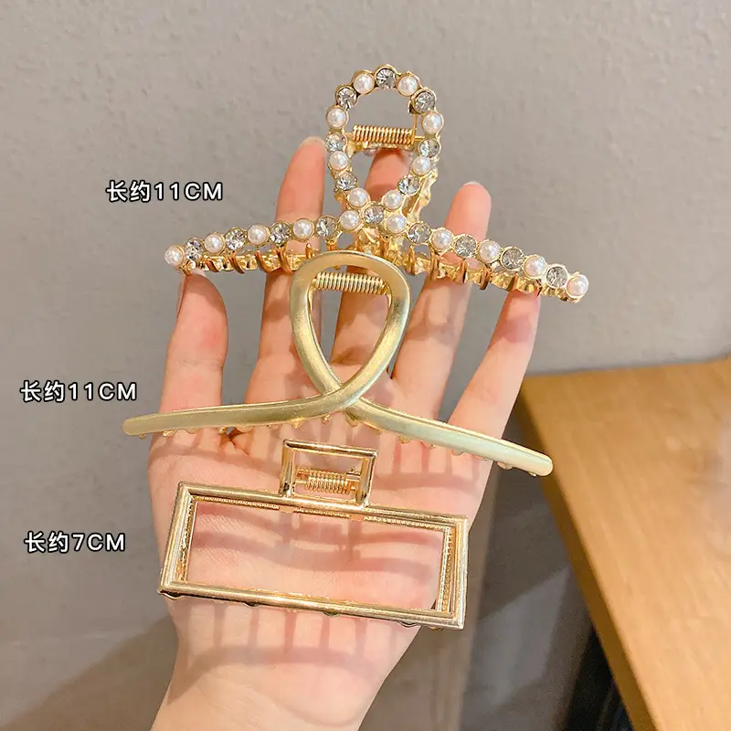 Elegant Metal Hair Clip for Women 8cm - Image 24