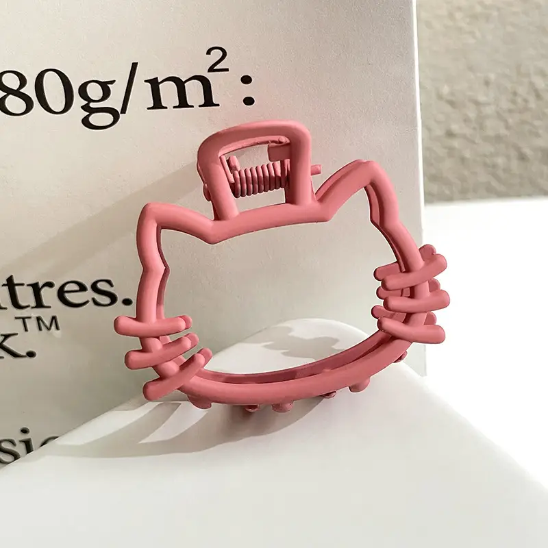 Elegant Metal Hair Clip for Women 8cm - Image 15