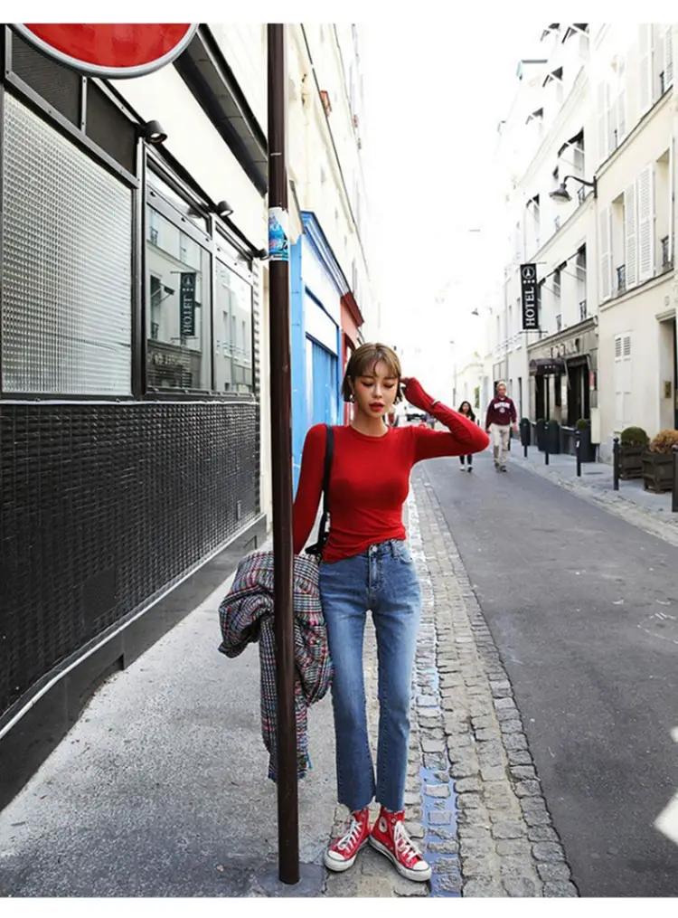 Red Long Sleeve Slim Fit T-Shirt for Women — feature 8