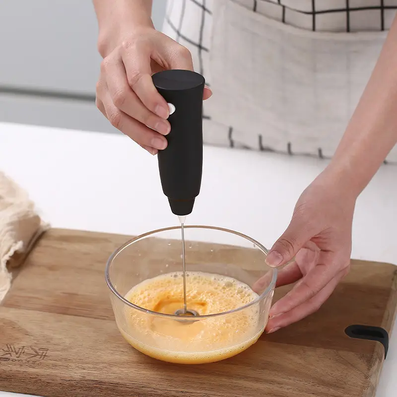 Portable Electric Egg Beater for Kitchen Use - Image 4