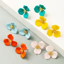 Black Flower Earrings for Women Silver Pin Earrings — feature 9