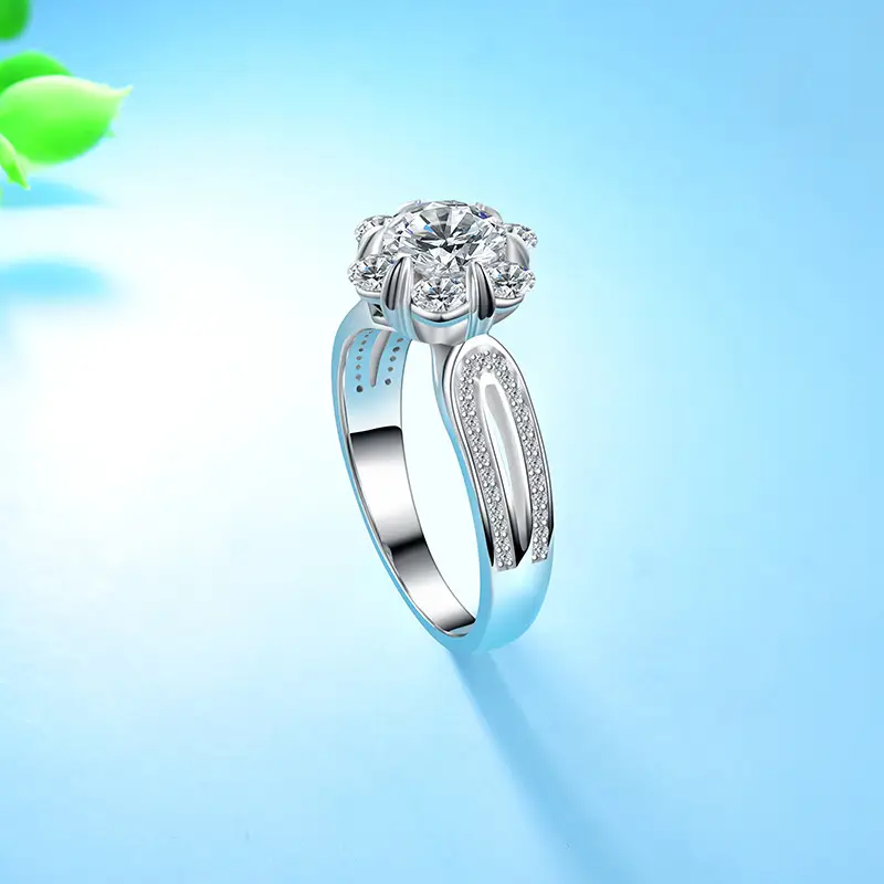 Mosan Diamond Petal Ring for Women Super Display - Image 3