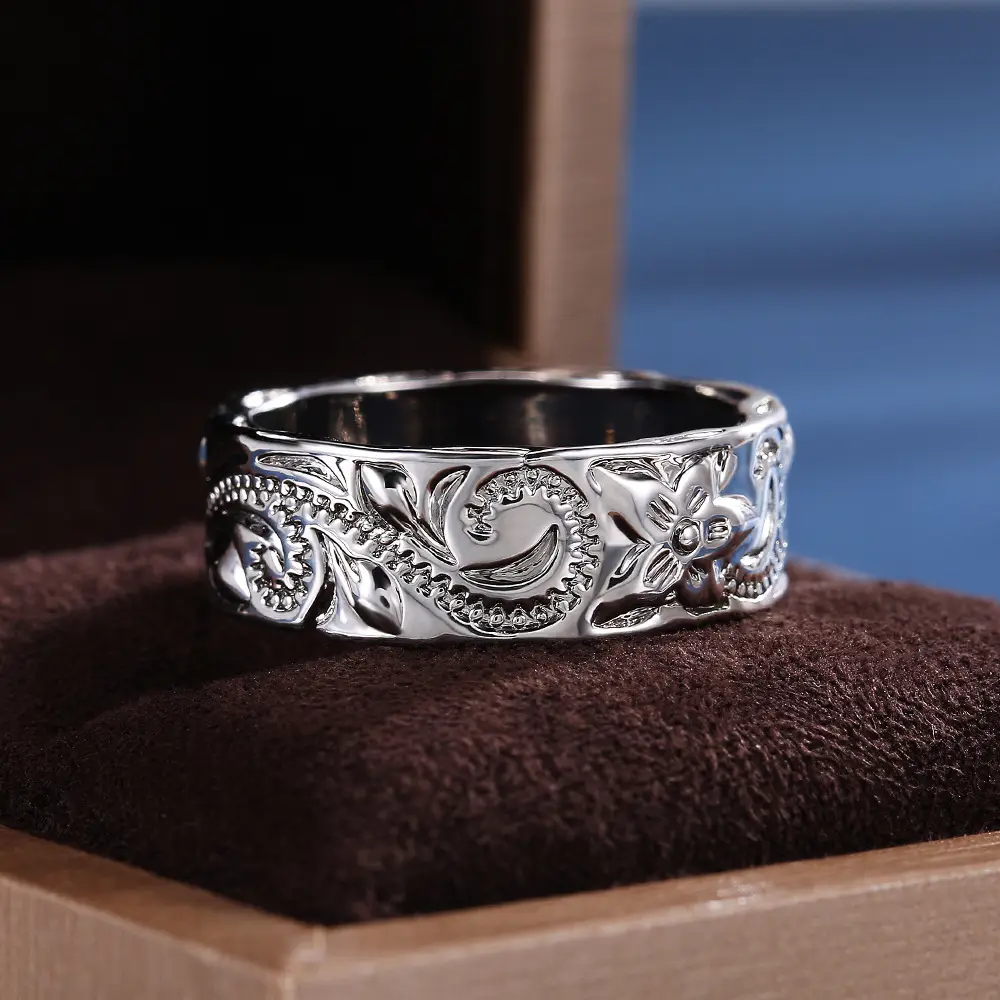Silver Gold Engraved Travel Commemorative Ring for Women — feature 5