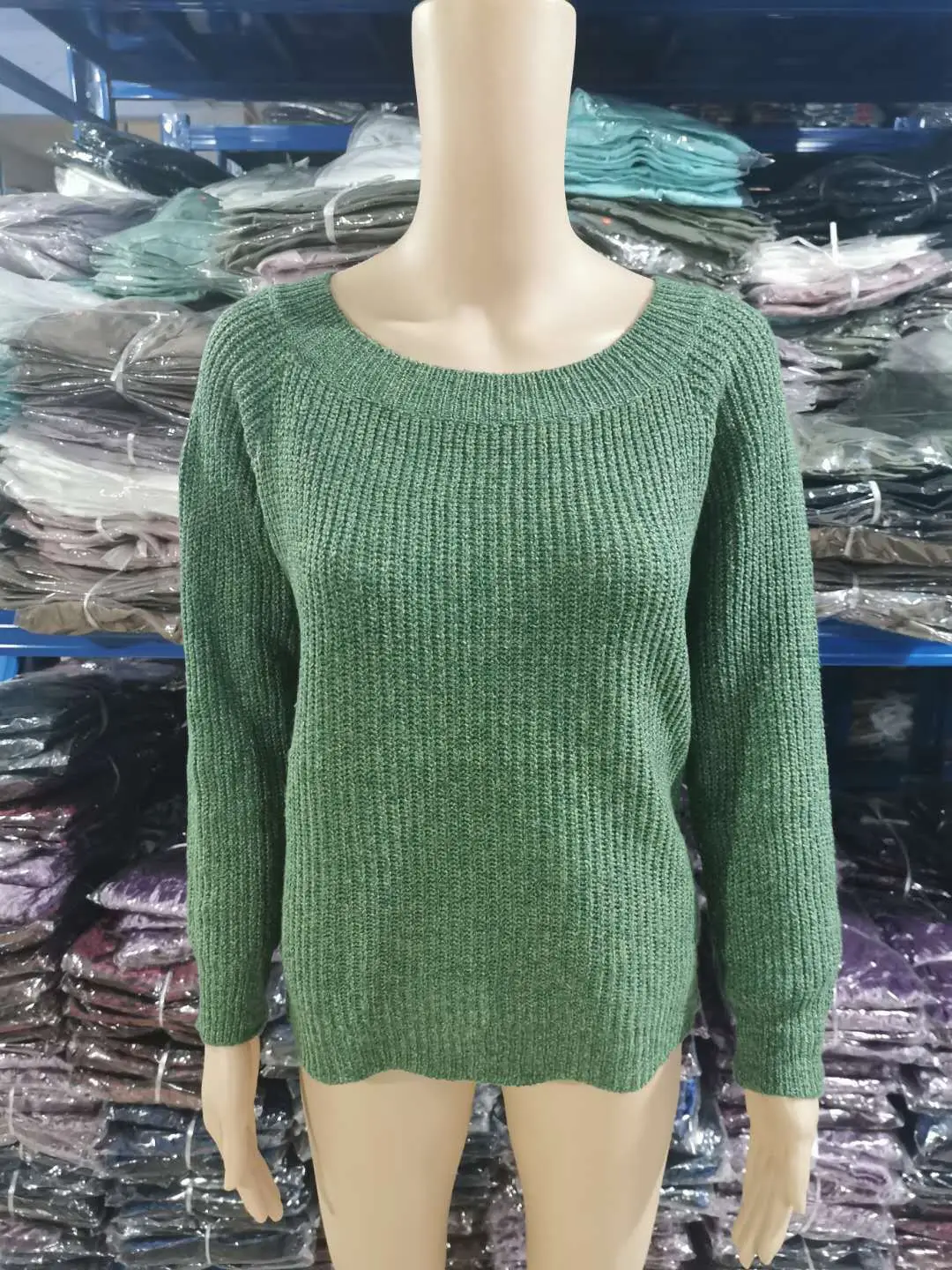 Women Grey Knit Long Sleeve Sweater Solid Color — feature 15